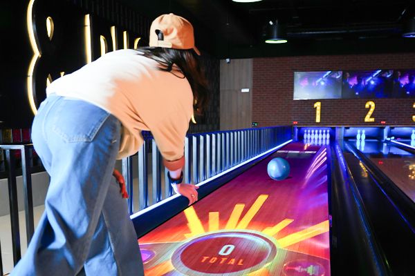 Introducing Nitro Lightning Bowling - First Time in India!