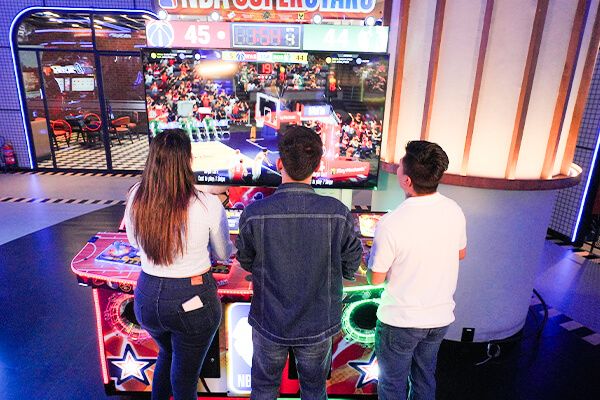 REACH A NEW HIGH SCORE IN FUN
